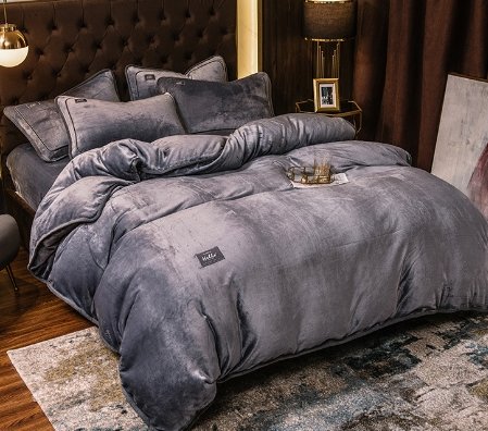 Class A light luxury thickened coral velvet bedding winter anti-static plus velvet edged quilt cover milk velvet four-piece set