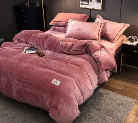 Class A light luxury thickened coral velvet bedding winter anti-static plus velvet edged quilt cover milk velvet four-piece set